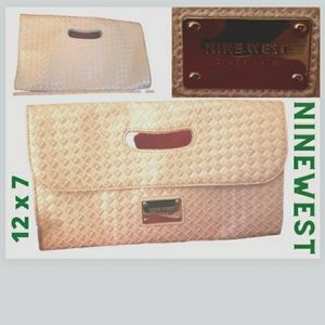 🔥"Nine West" Clutch Purse